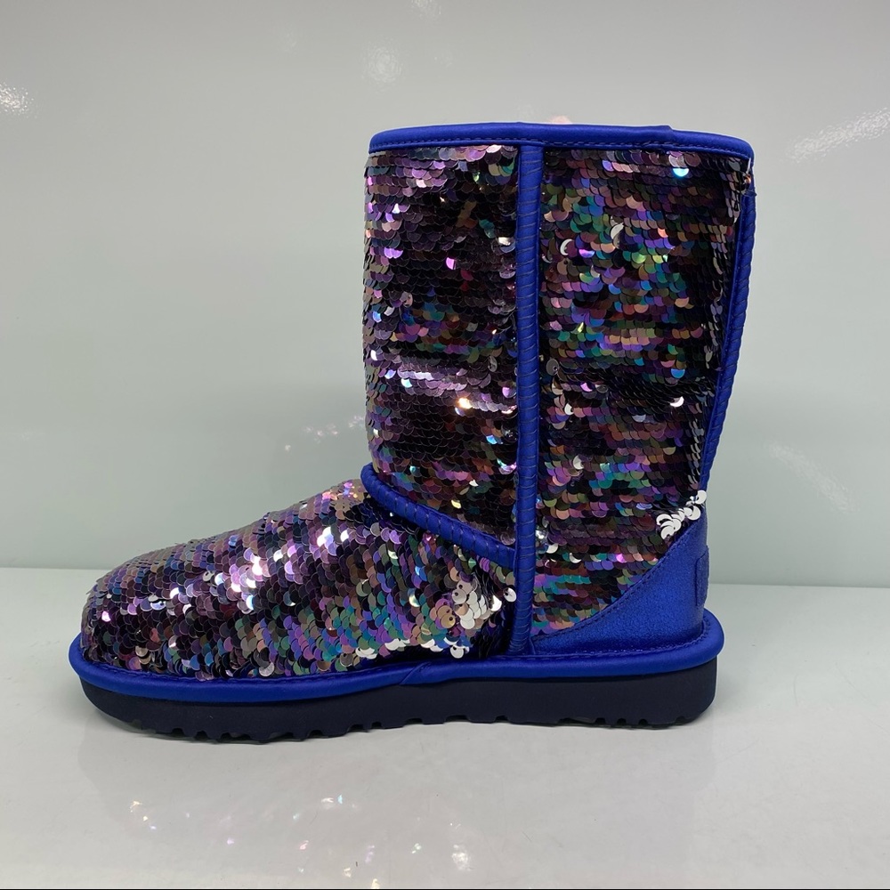 UGG | Classic Short Sequin Navy Tonal Boots NEW In Box - Picture 5 of 8